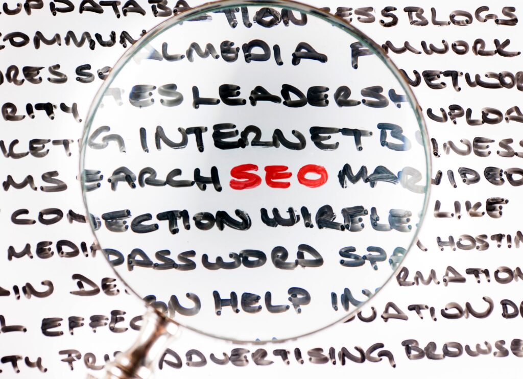 Handwritten collection of terms around SEO and online marketing